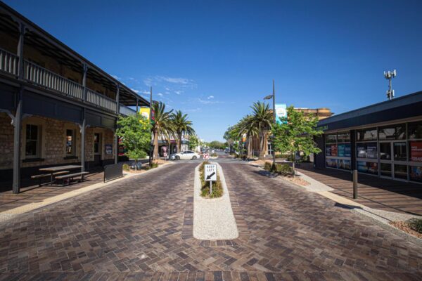 Little Hampton Paver Cobblestone — All Your Landscaping Supplies in Dubbo, NSW
