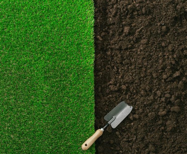 Gardening Shovel on Soil - Sand in Dubbo, NSW